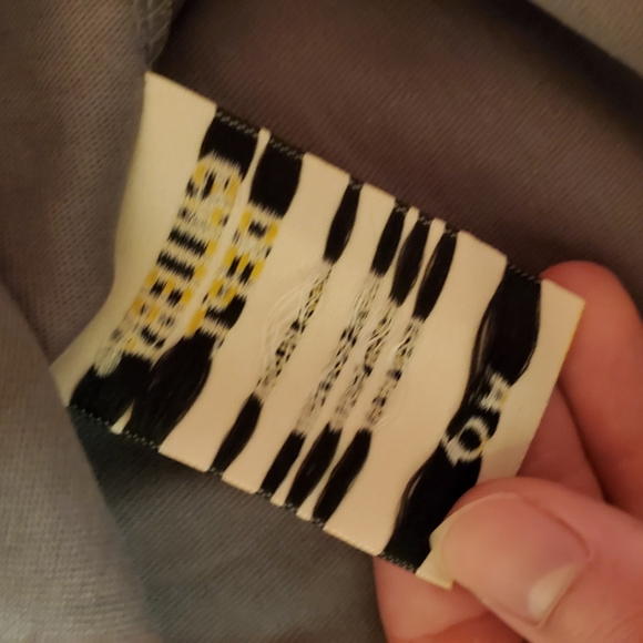 Gallery dept Hollywood CA Charcoal Grey t shirt mens large - Picture 7 of 10